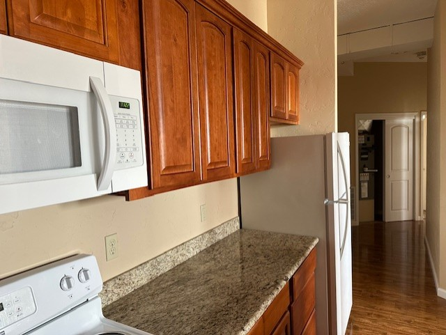 195 N 2nd W #2C - Photo 4 of 12