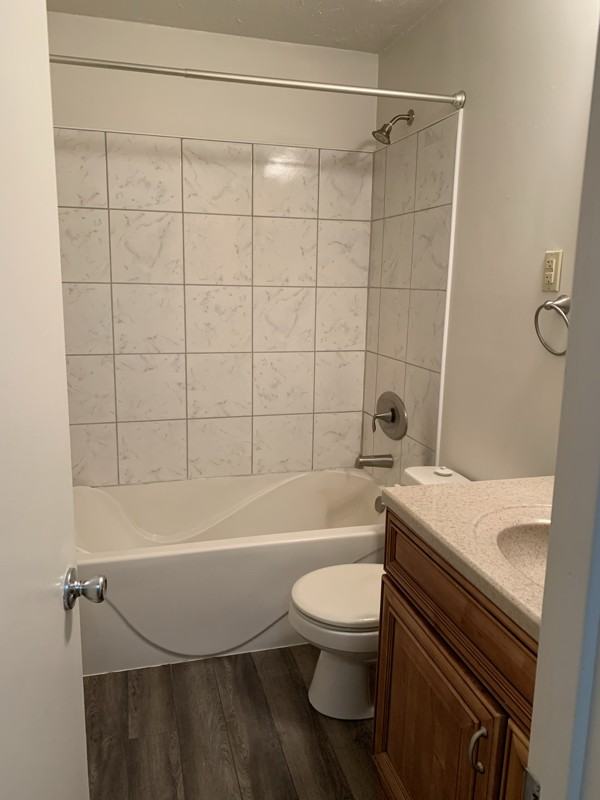 3309 S 91st St - Photo 5 of 10