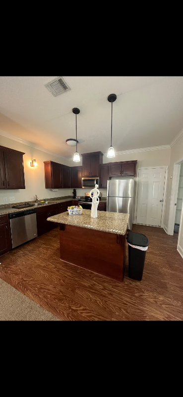 22 Wythe St - Photo 4 of 17