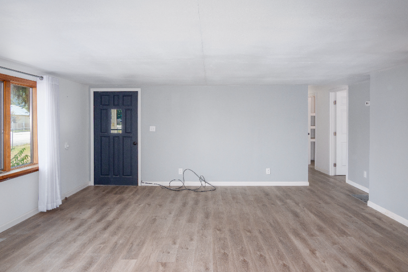 1321 Dakota Ave - Photo 2 of 17