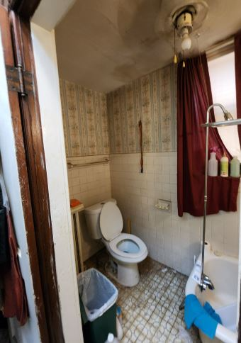 719 Thrush Ave - Photo 3 of 10