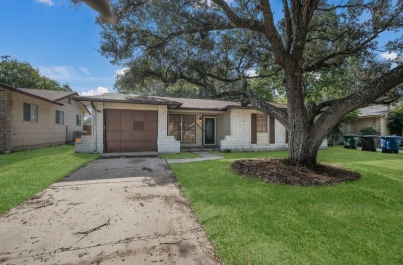 13538 Bret Harte St - Photo 4 of 30