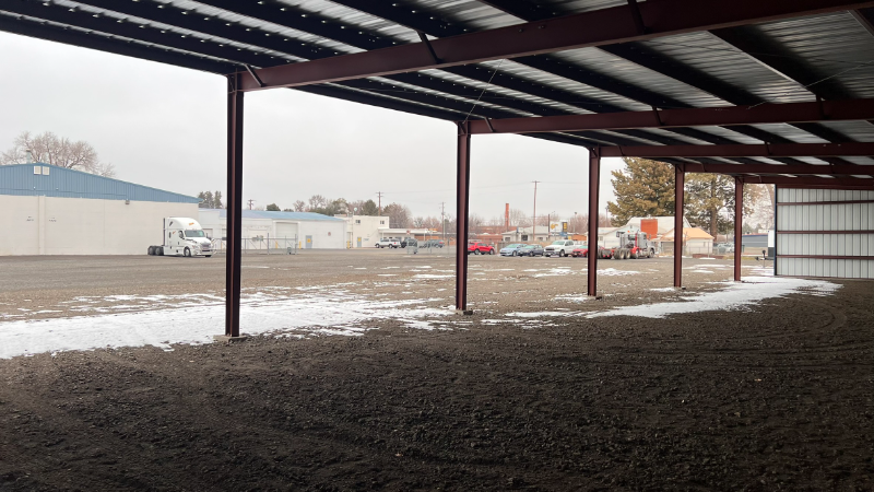 1735 Main St - Photo 3 of 10