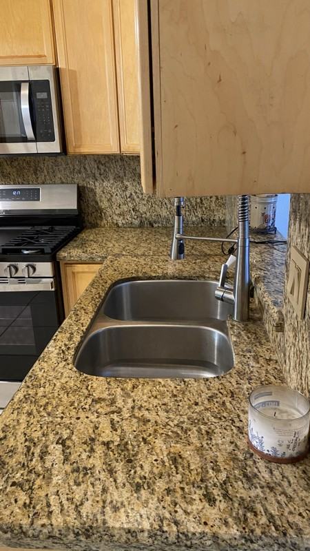 423 Colorado Ave #B - Photo 4 of 20