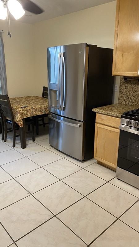 423 Colorado Ave #B - Photo 6 of 20