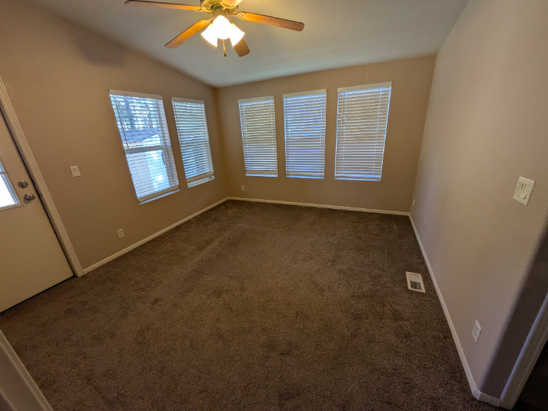 2376 W Rock Island Ave - Photo 7 of 16