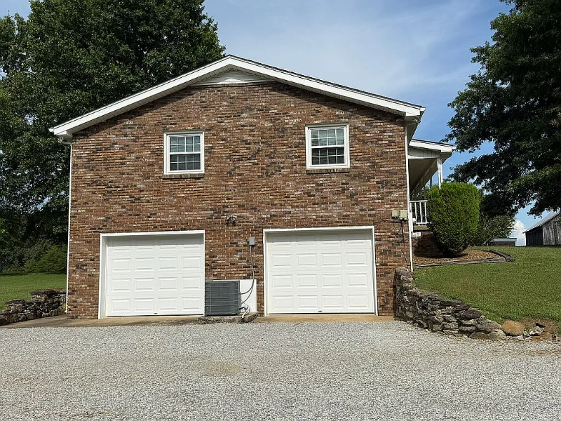 2628 Frank Abernathy Rd - Photo 4 of 20