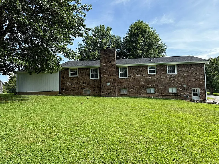 2628 Frank Abernathy Rd - Photo 5 of 20