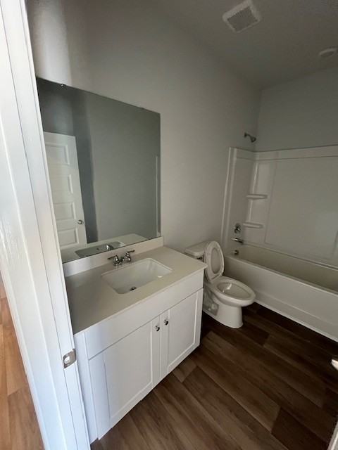 2037 Osprey Isle Ln Sw - Photo 4 of 15