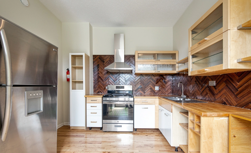 4106 S Lake Park Ave #2 - Photo 2 of 13