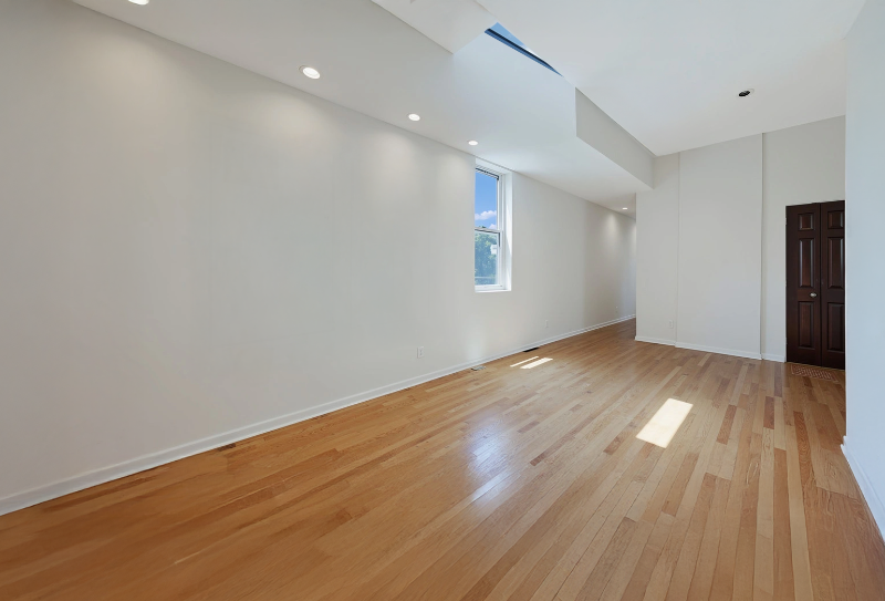 4106 S Lake Park Ave #2 - Photo 6 of 13