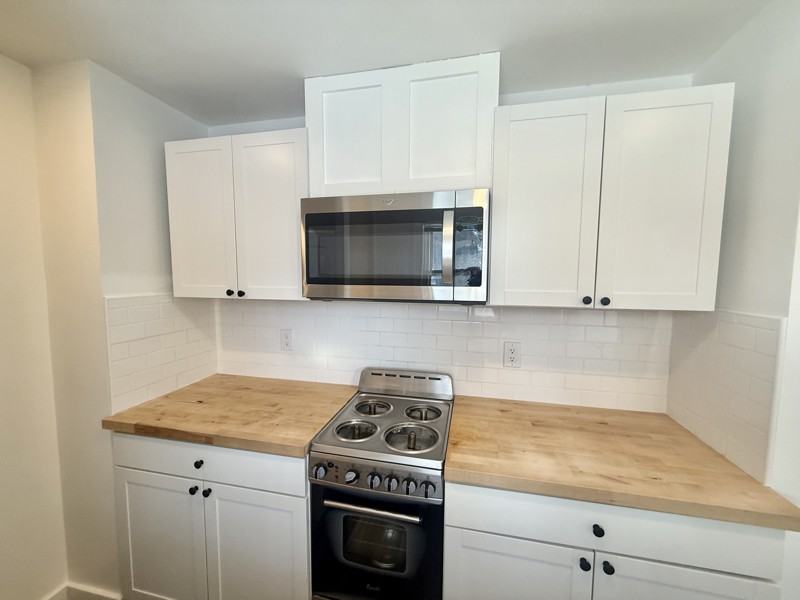 6 Marlyn Dr #C - Photo 4 of 13