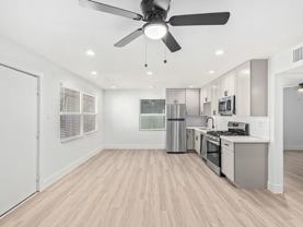 498 N Arizona Ave #7 - Photo 1 of 1