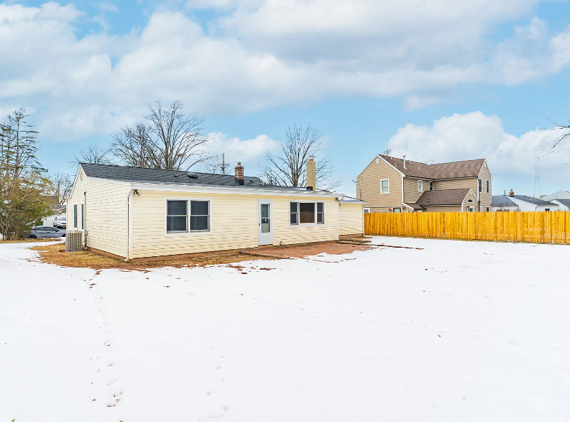 38 Dalton Pl #1 - Photo 7 of 20