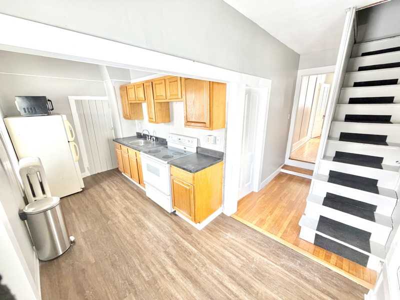 18 Bona Ventura Ave #5 - Photo 3 of 5