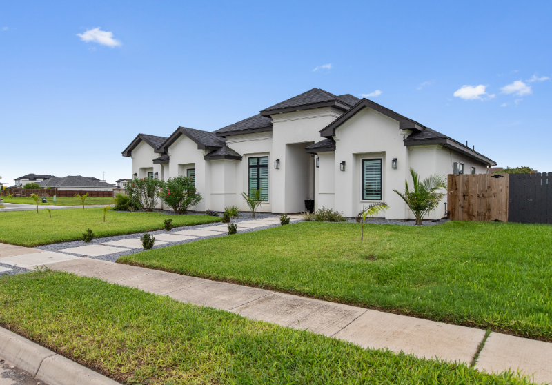 112 Talon Dr - Photo 2 of 34