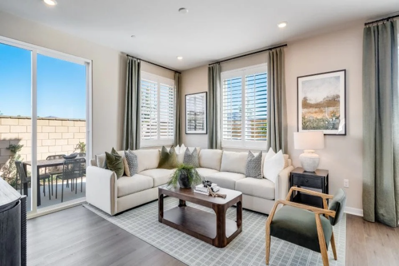 31606 Angel Aura Dr - Photo 5 of 15