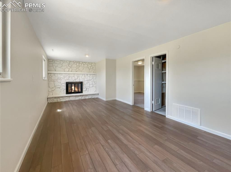 555 Avenida Del Cielo - Photo 3 of 19