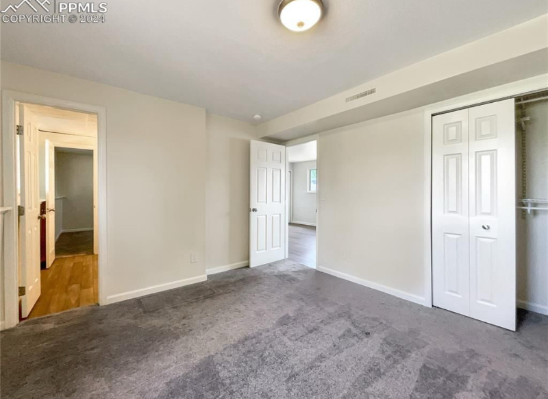 555 Avenida Del Cielo - Photo 5 of 19