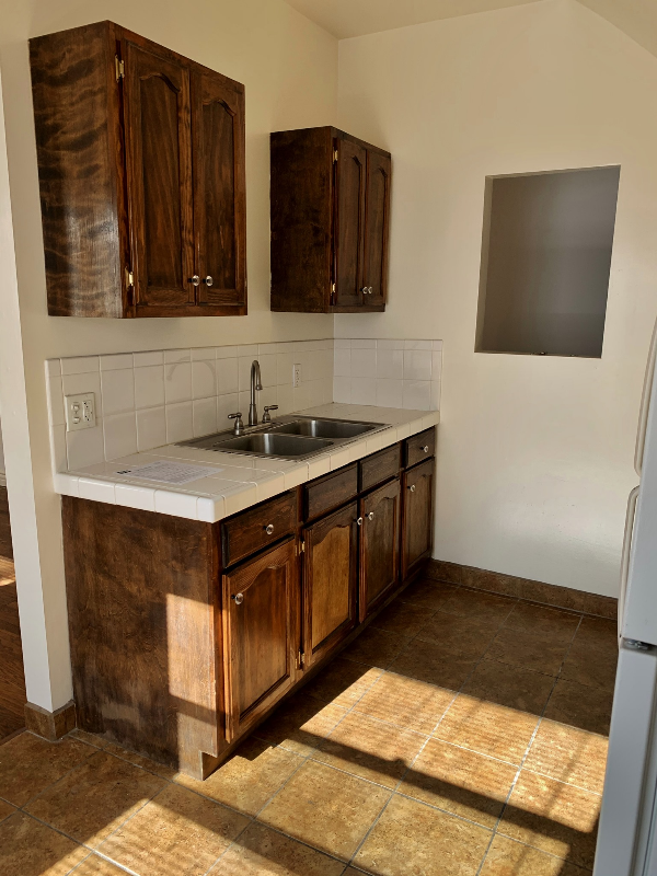 7964 Fountain Ave #13