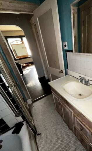 5446 W Florissant Ave - Photo 7 of 7