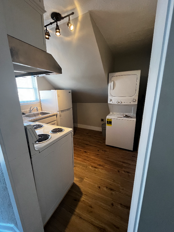 7313 Maple St #2 - Photo 4 of 16