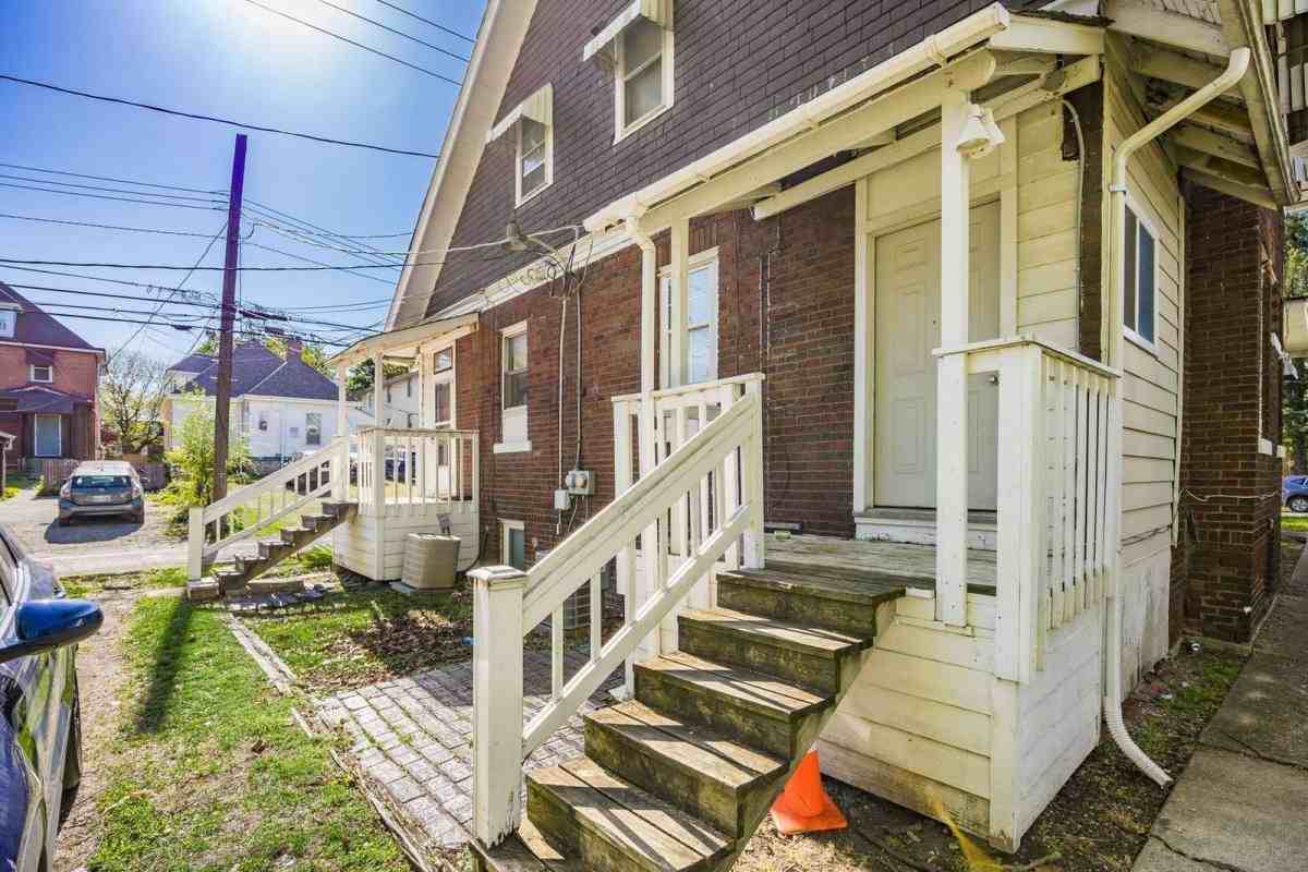 288 E 13th Ave - Photo 2 of 9