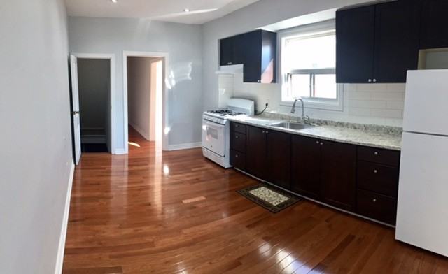 796 Ossington Avenue #1 - Photo 2 of 8