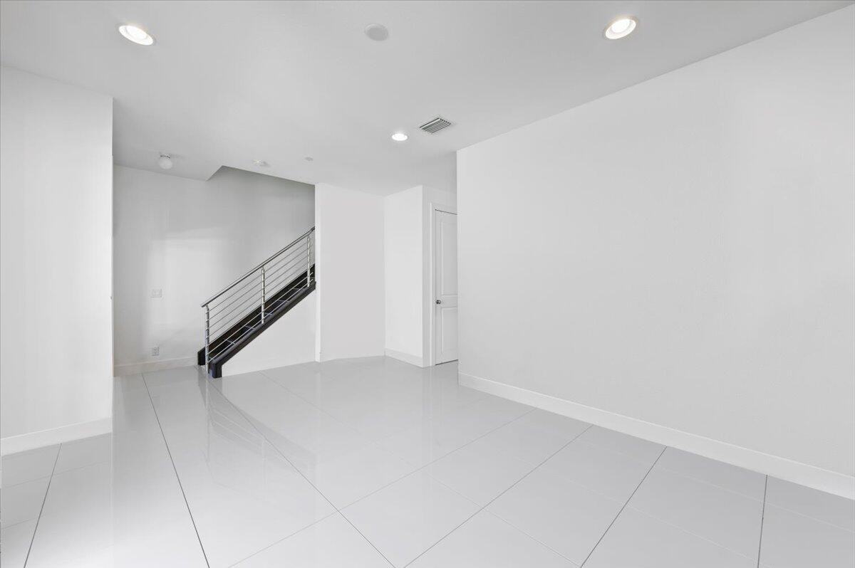 4121 Faraday Way - Photo 6 of 20