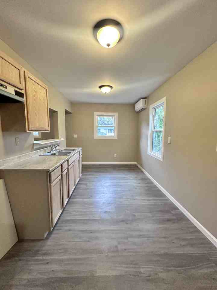 141 W Michigan Ave #NA - Photo 4 of 10