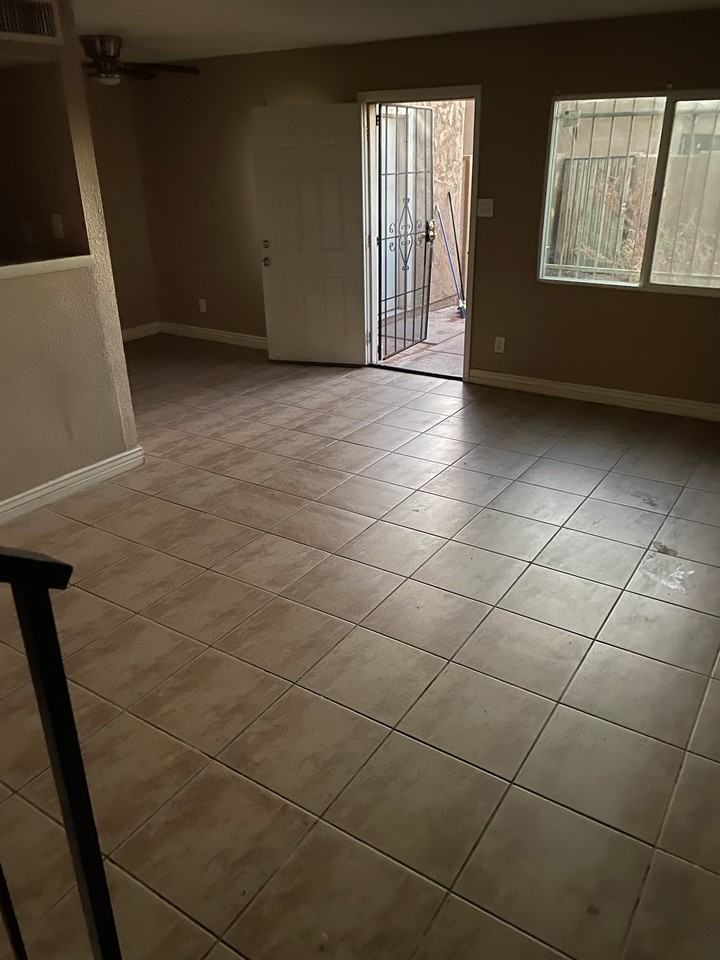 4645 E Wood St - Photo 7 of 19