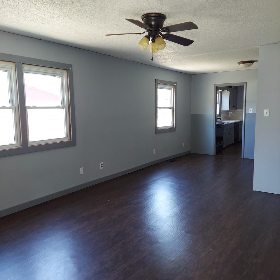 525 Patton St #NA - Photo 2 of 12