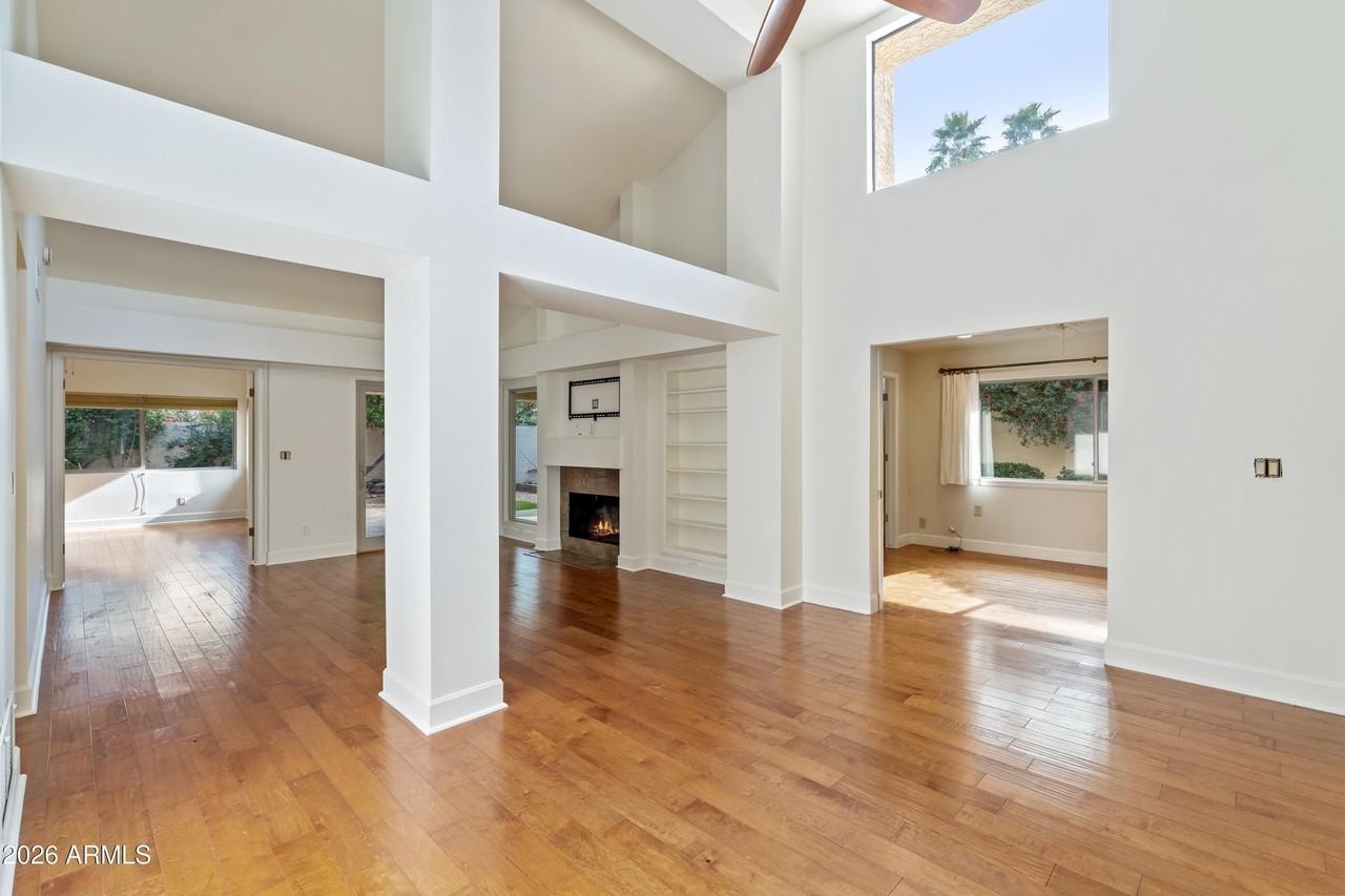 10077 E Calle De Cielo Cir - Photo 5 of 39