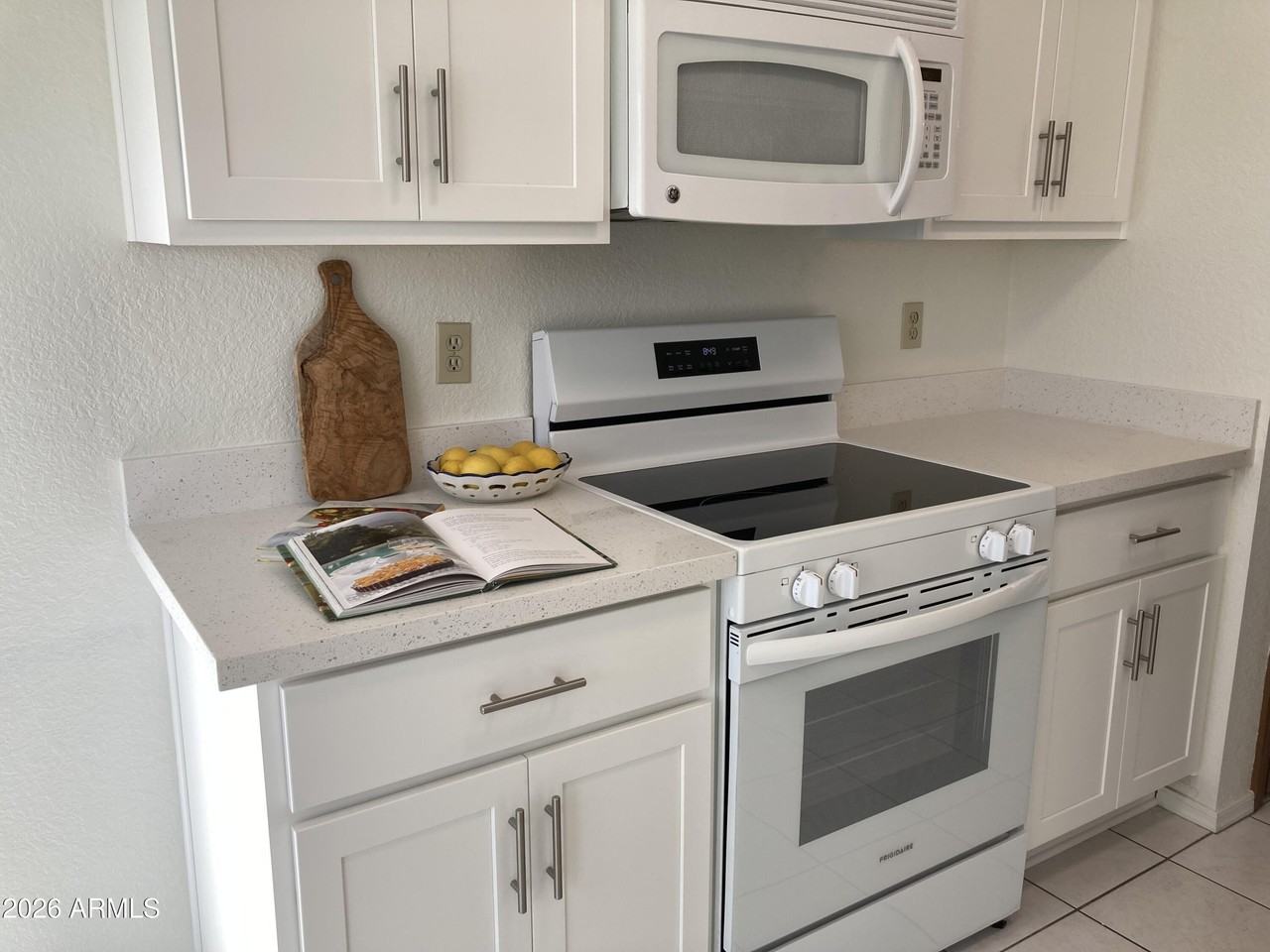 314 E Campo Bello Dr - Photo 5 of 18