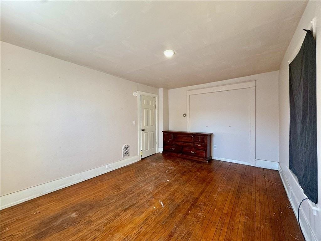 49 UpStairs Spruce Street - Photo 2 of 15