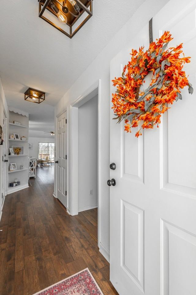 6653 Hickory Trace Cir - Photo 3 of 23