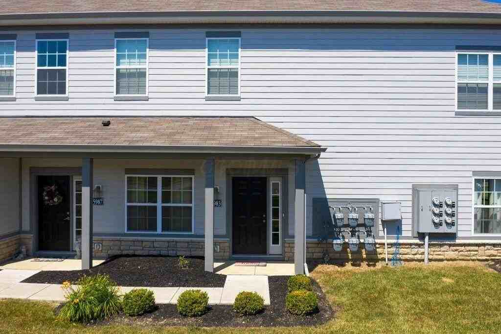 5983 Bluestone Way - Photo 2 of 32