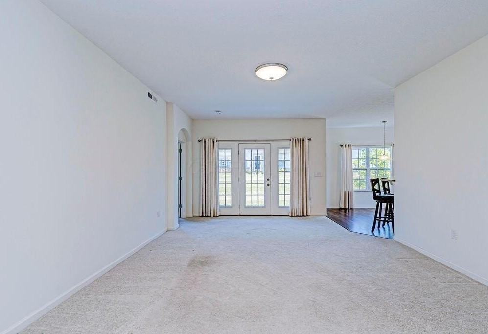 5983 Bluestone Way - Photo 5 of 32