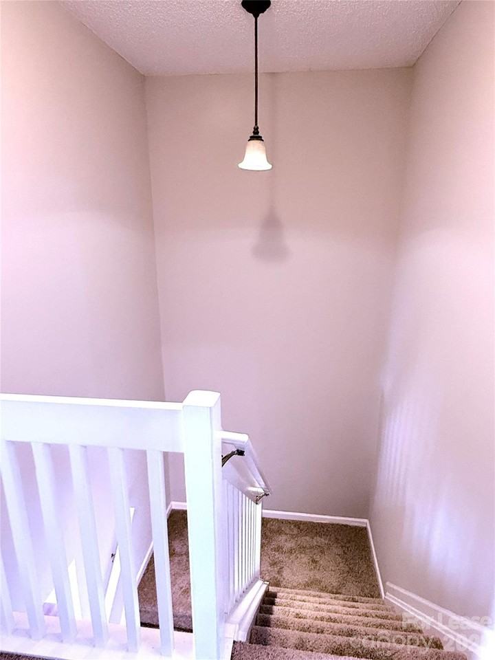 11519 Retriever Way - Photo 7 of 11