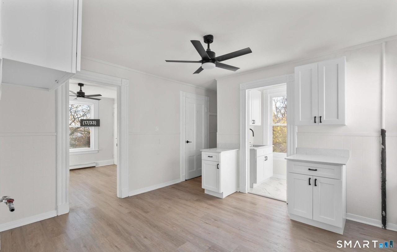 32 Lamberton St Apt 2nd #2ndFL - Photo 7 of 8