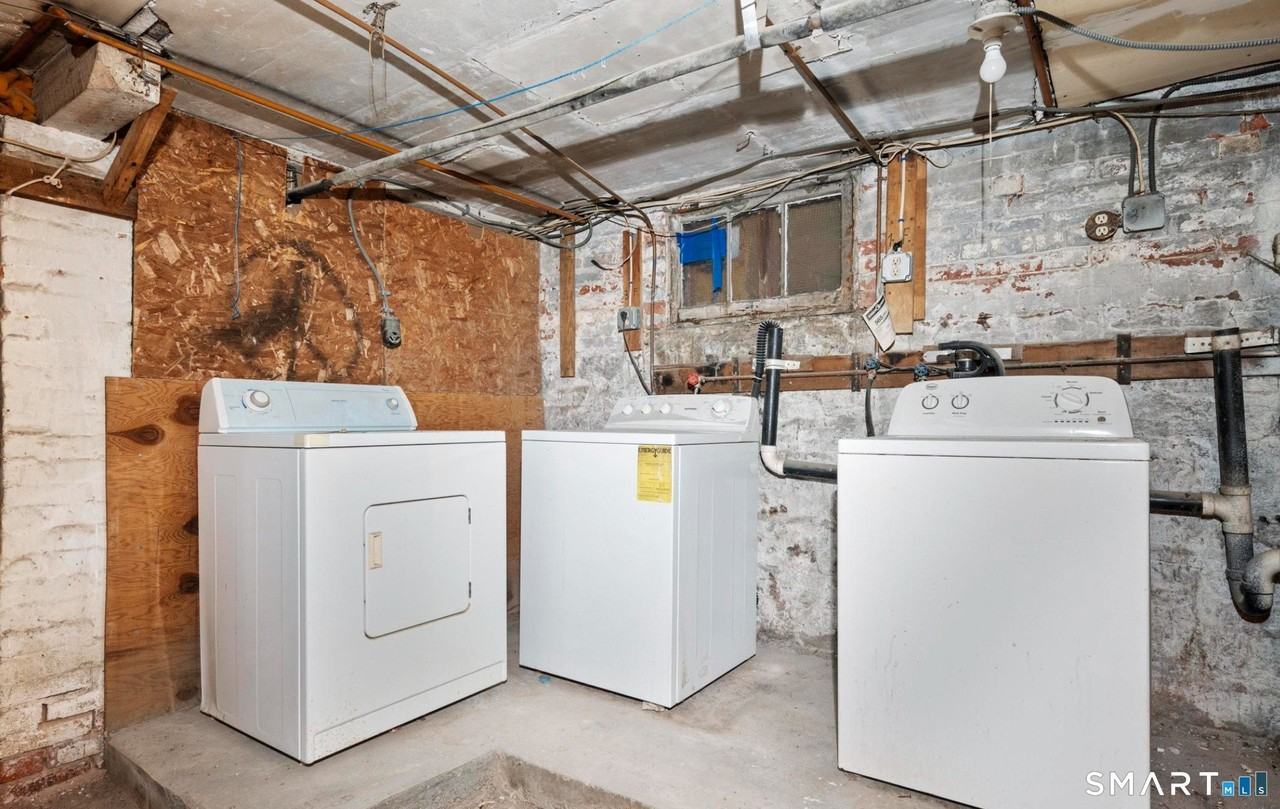 32 Lamberton St Apt 3 #3 - Photo 7 of 7