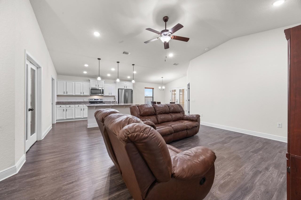 6241 Redberry Dr - Photo 6 of 49