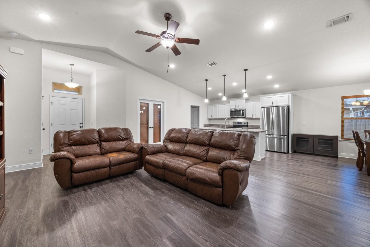 6241 Redberry Dr - Photo 7 of 49