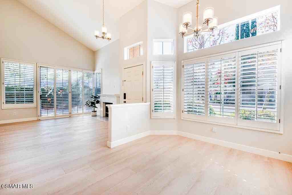 4928 Lazio Way - Photo 5 of 35