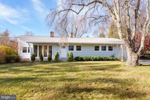 featured image of 384 Walnut Ln