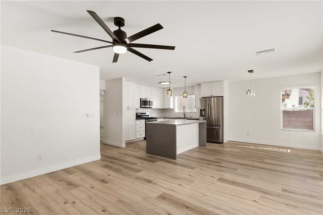 9813 Camino Loma Verde Ave - Photo 2 of 29