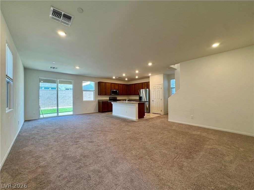 5677 Asyma Ct - Photo 7 of 36