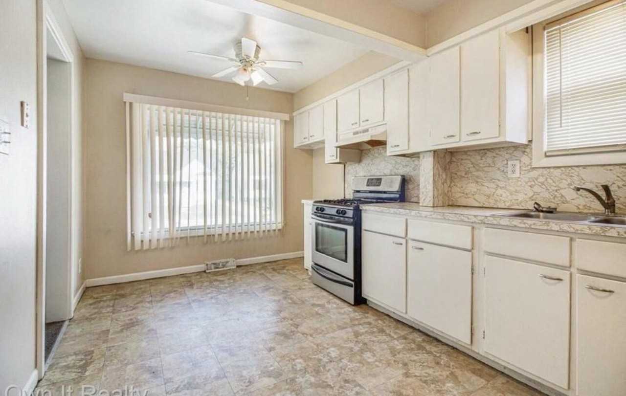 7291 Faust Ave - Photo 6 of 10