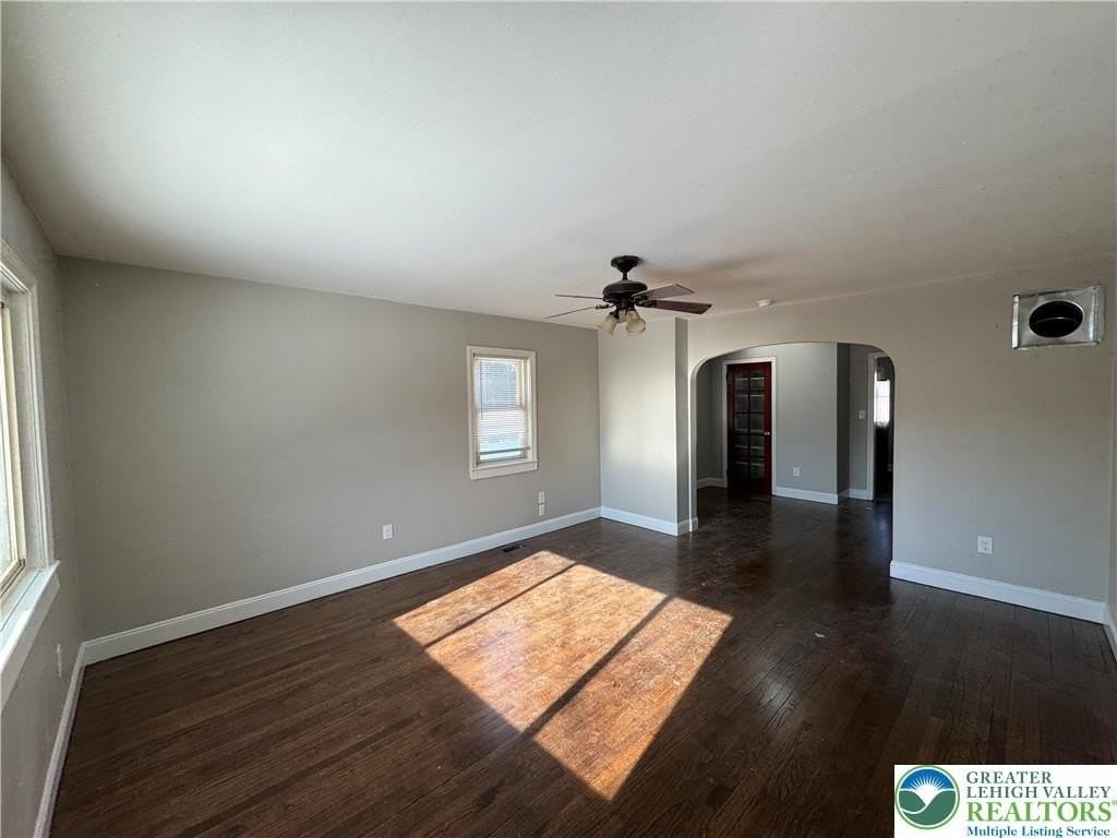 3547 Carter Rd - Photo 3 of 15