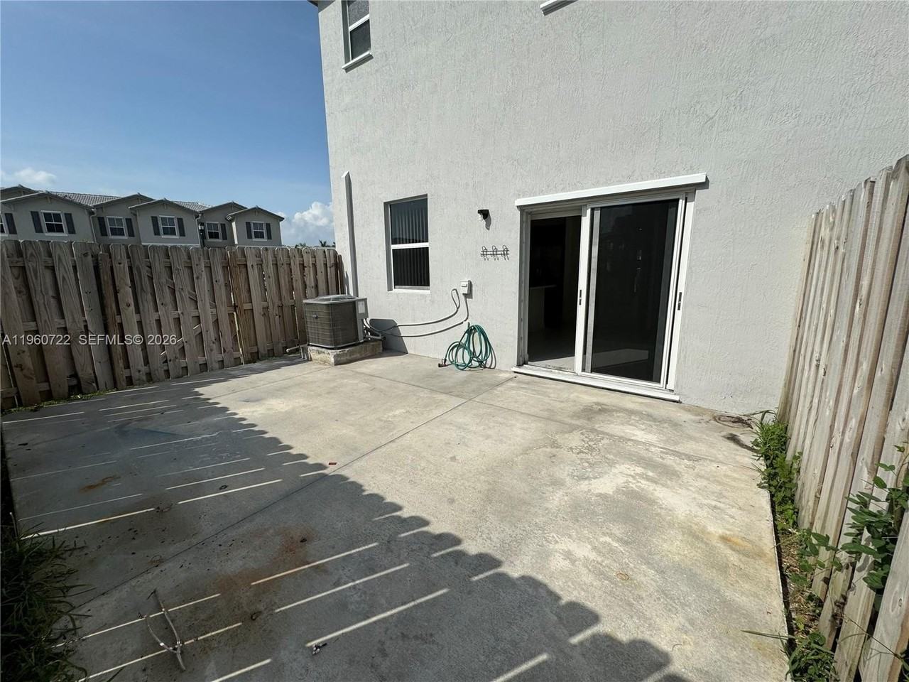 1110 Se 27th Ter #1110 - Photo 7 of 19